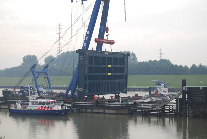 Bernardsluis wordt het water in gelaten